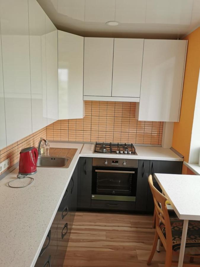 Laisves 10 Appartement Telšiai Buitenkant foto